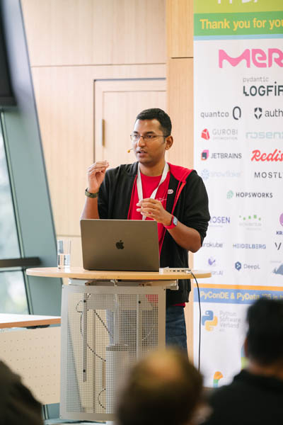 speaker image