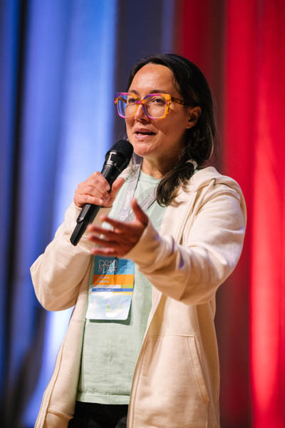 speaker image